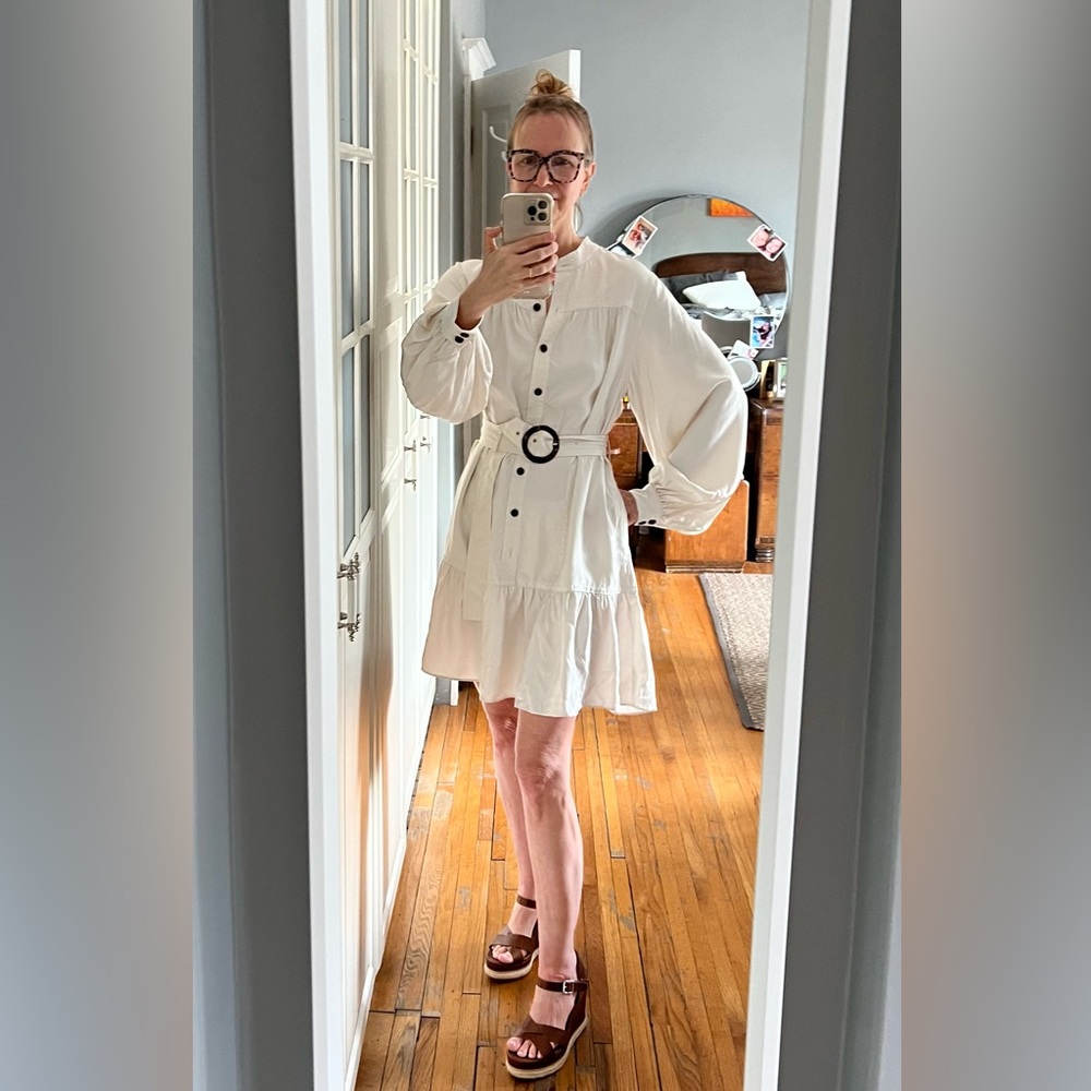 Banana Republic Flounce Hem Dress - Size Small Tall - Cream